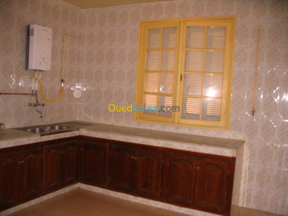 Location Niveau De Villa F2 Tipaza Cherchell