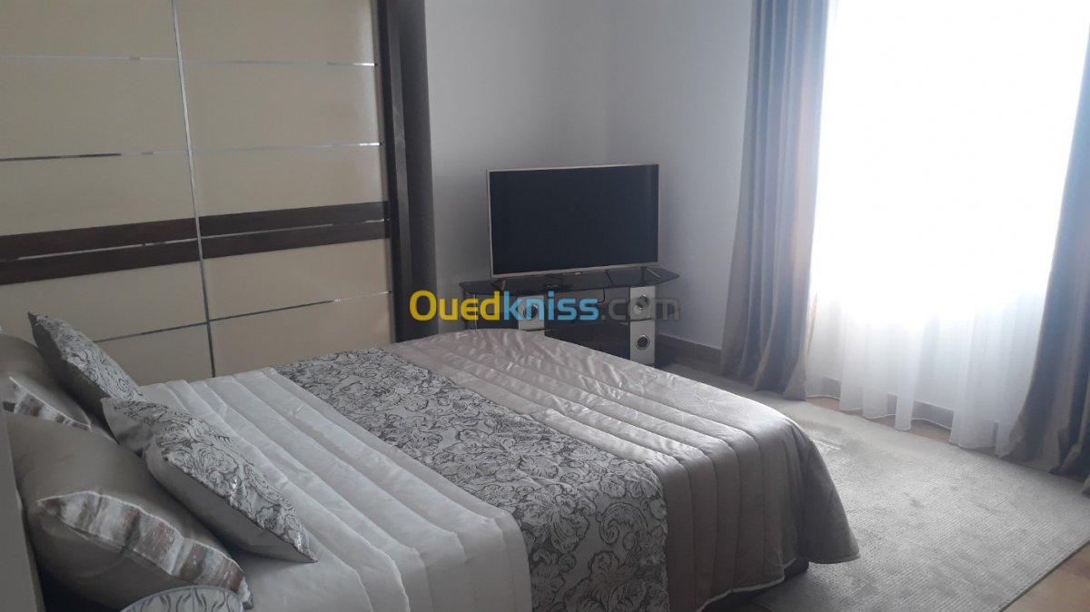 Location Appartement F4 Alger Hydra