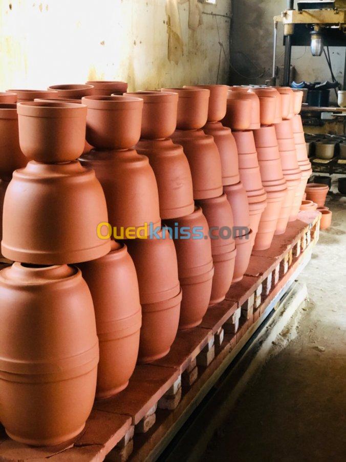 Fabriquant de pots en terre cuite 