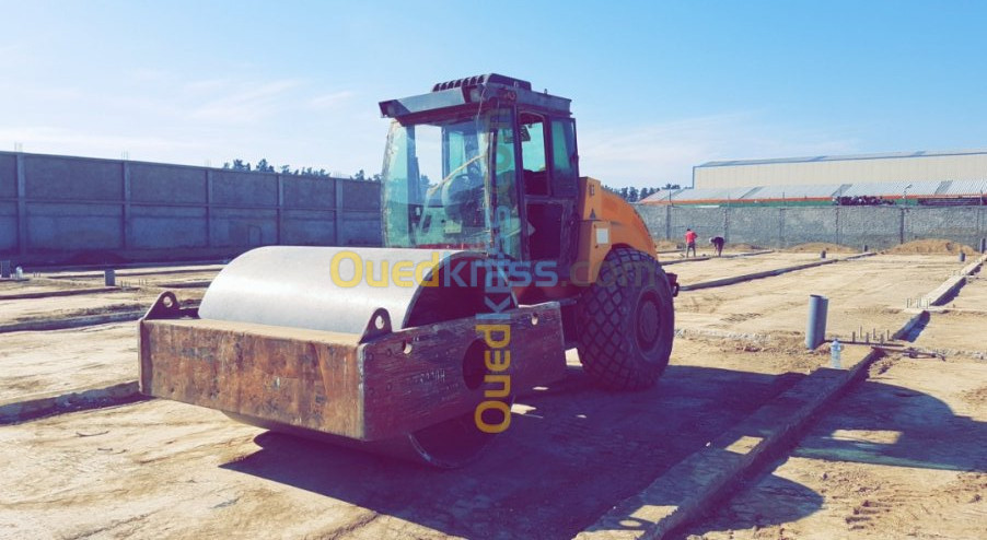 location compacteur 20 tonne كراء كومب