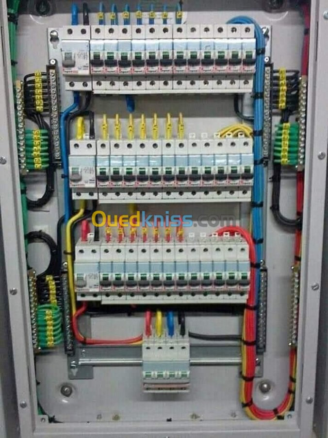 Électricien bâtiment et électricité in