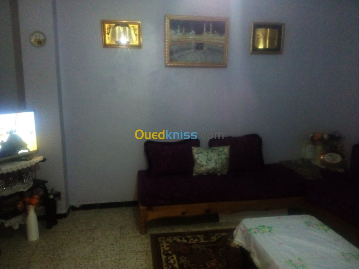 Vente Appartement F3 Mostaganem Mezghrane