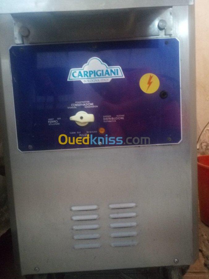 02 machine de glase  carpigiani 