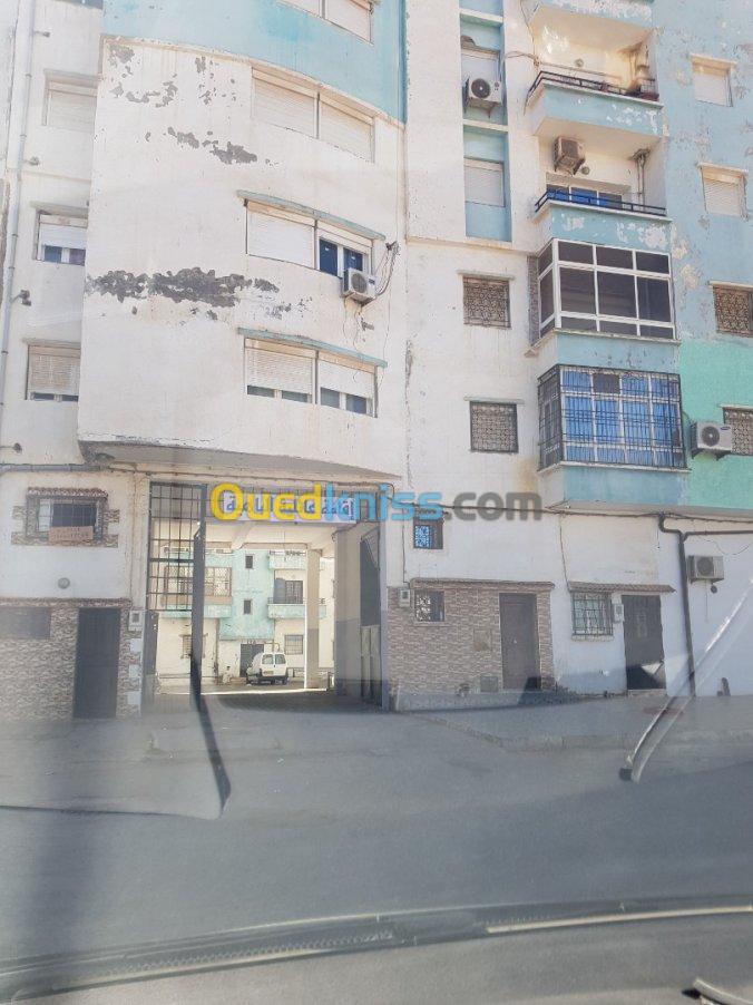 Vente Appartement F3 Oran Ain el turck