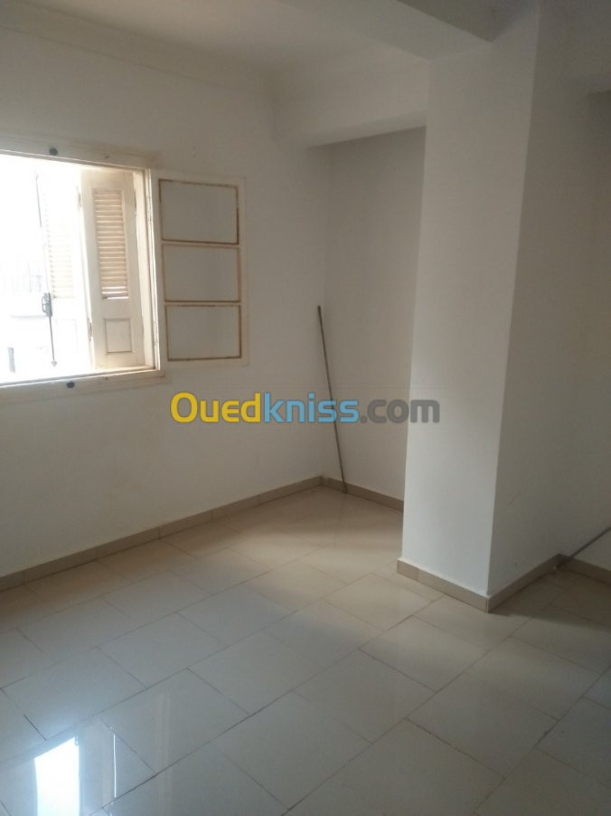 Vente Appartement F4 Oran Bir el djir