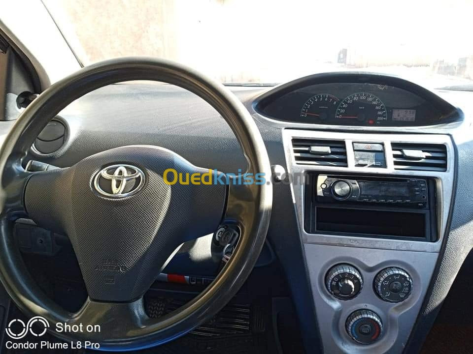 Toyota Yaris 2009 