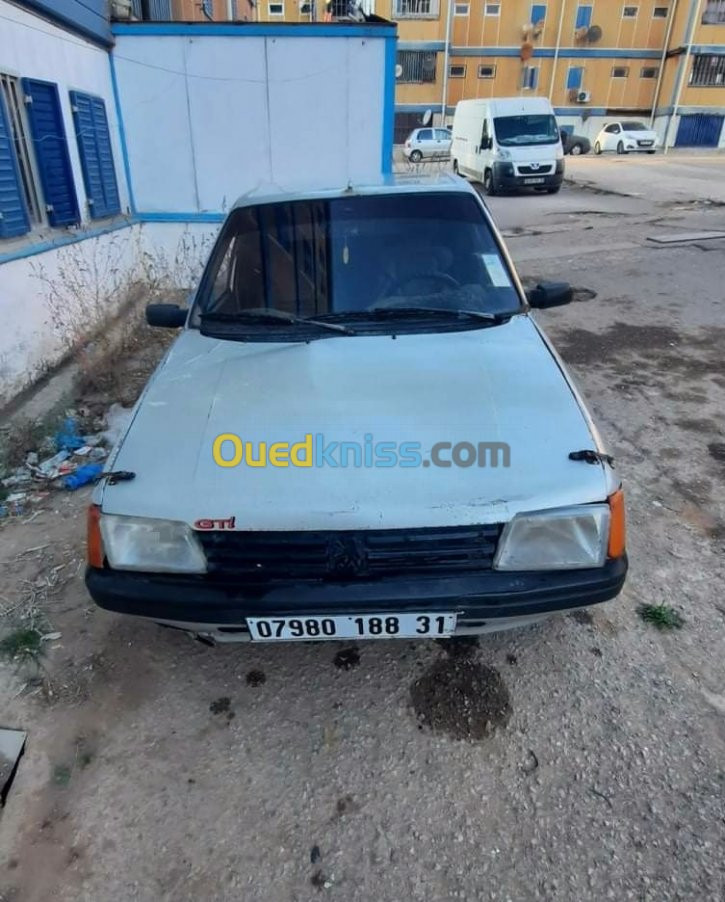 Peugeot 205 1988 