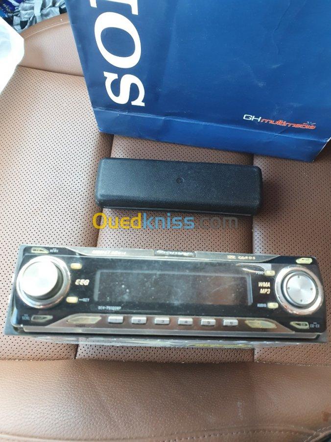 Poste radio autoradio PIONEER DEH-X5600BT LECTEUR CD USB AUX BLUETOOTH  TÉLÉPHONE EMBALLAGE D ORIGINE - Tizi Ouzou Algérie