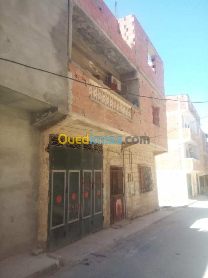 Vente Appartement F5 Guelma Oued zenati