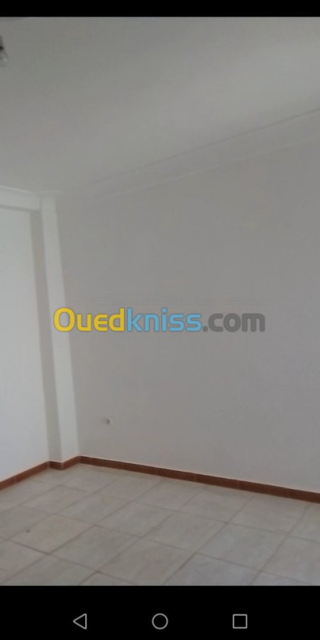 Vente Appartement F3 Mostaganem Mezghrane