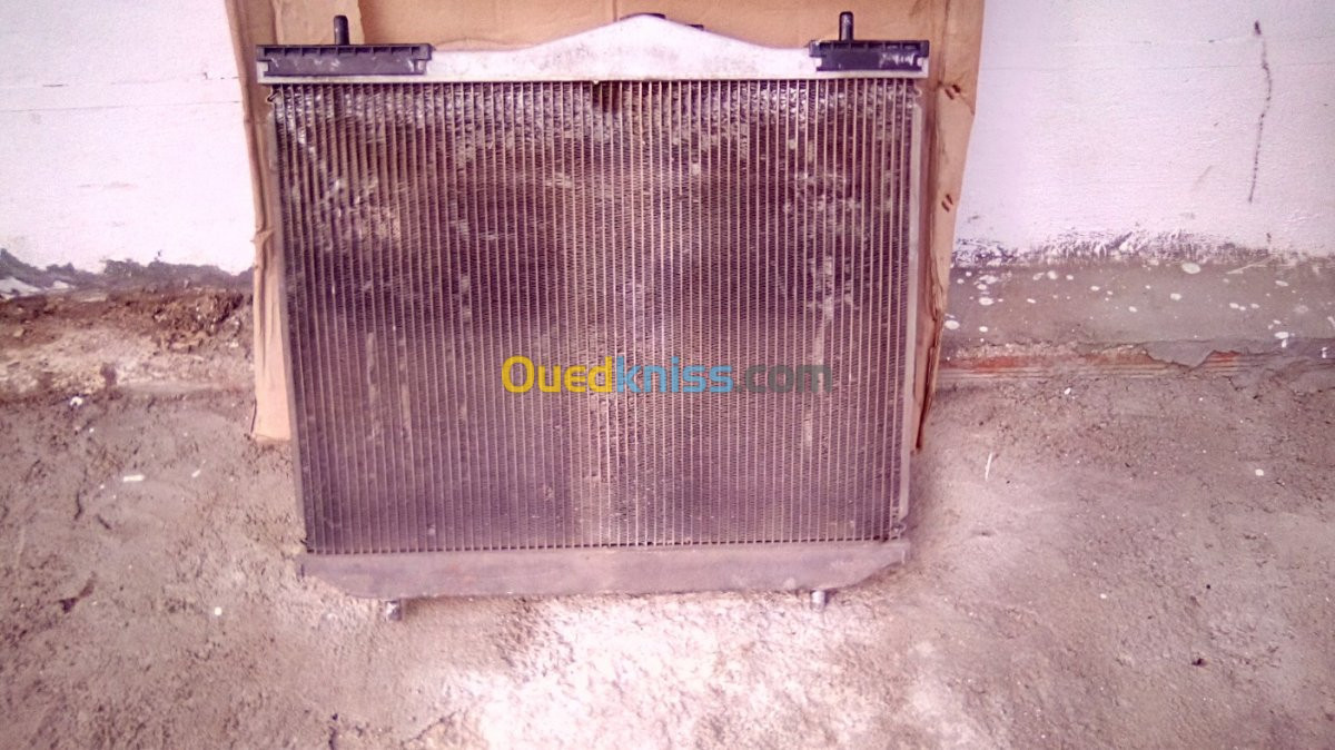 Radiateur terios daihatsu 