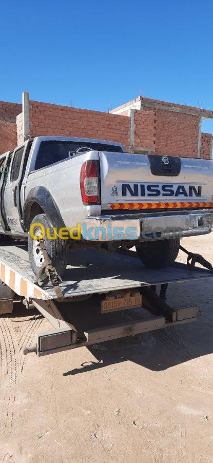 moteur boîte Nissan 4*4 hyrdbody