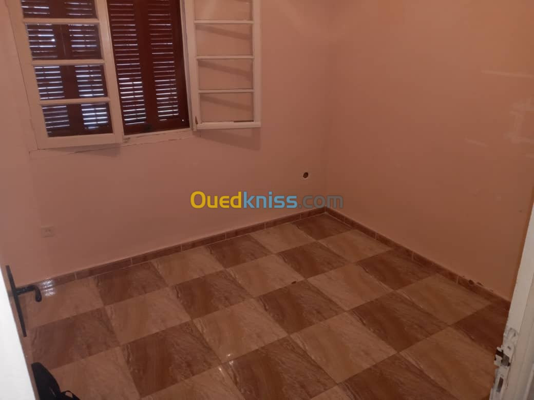 Vente Appartement F5 Ain temouchent Ain el arbaa