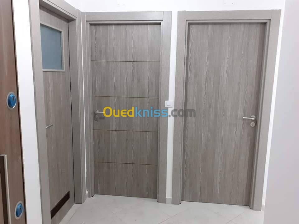 FABRICATION DE PORTE , CUISINE EQUIPEE