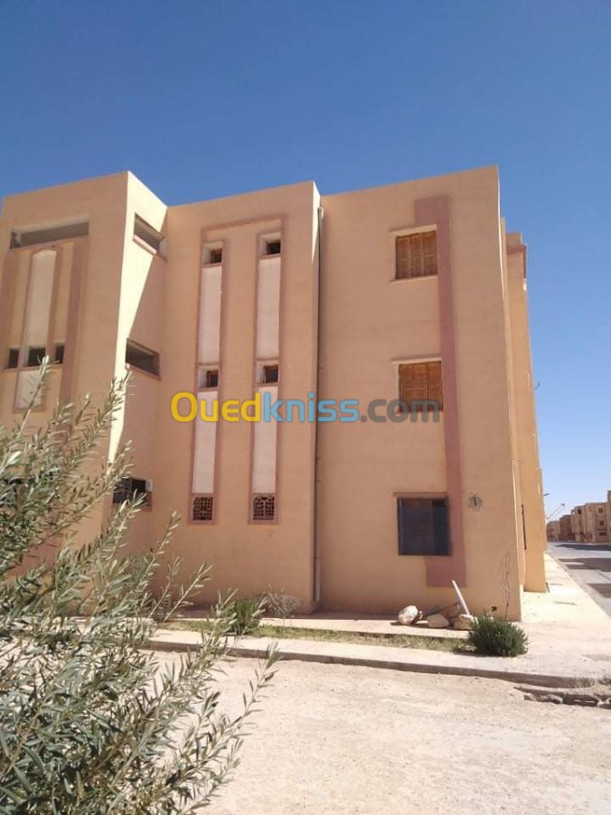 Vente Appartement F3 El bayadh El abiod sidi cheikh