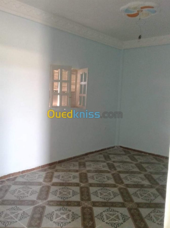 Vente Appartement F3 Ain temouchent Oulhaca el gheraba