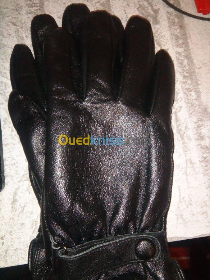 LES GANTS