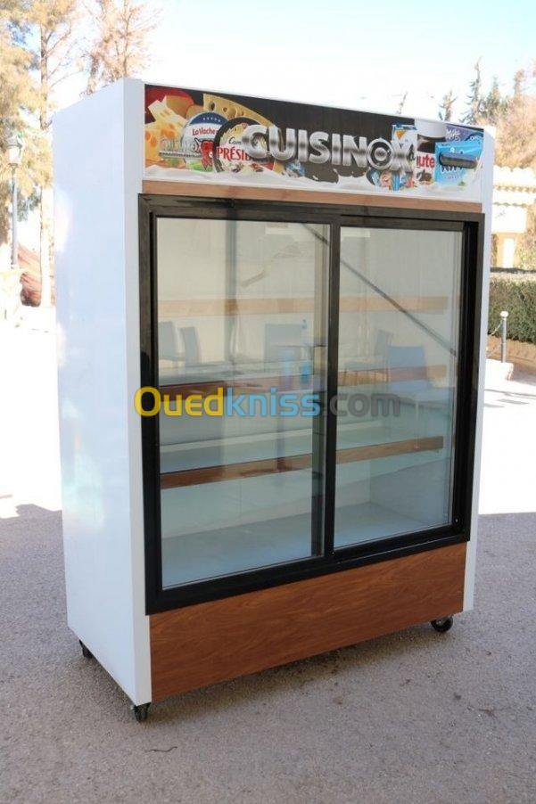 Vitrine murale du 1.5 m jusqu'a 5 m