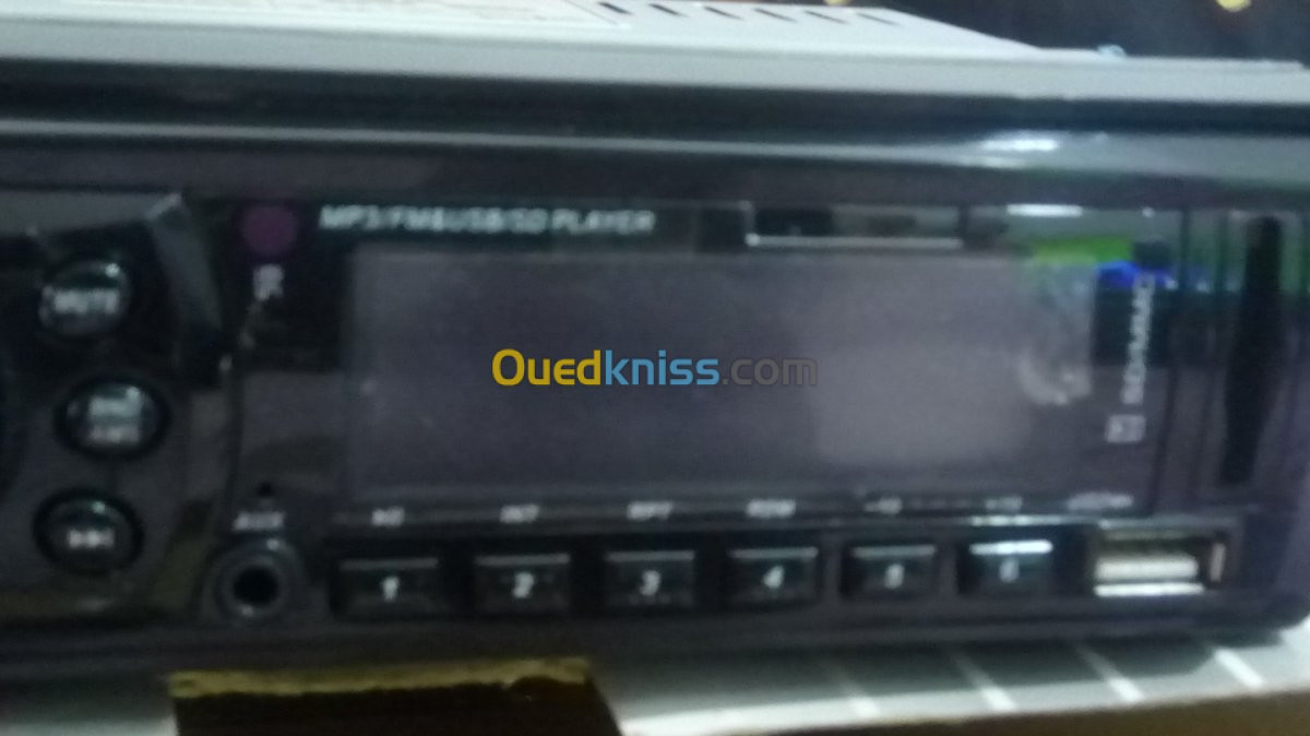 Radio Auto USB/SD/LCD/FM/MP3/MMC