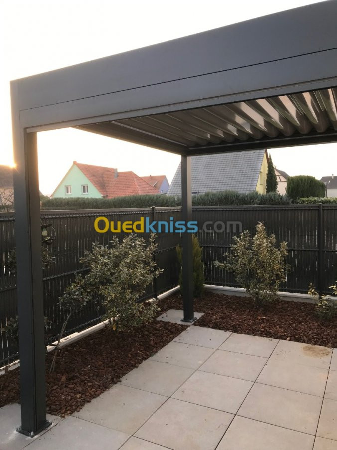 Pergola bioclimatique en Aluminium