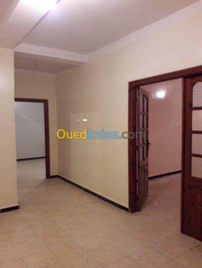 Location Niveau De Villa F4 Skikda Skikda