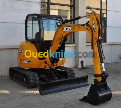 JCB 3 cx et poclain camion doble pone