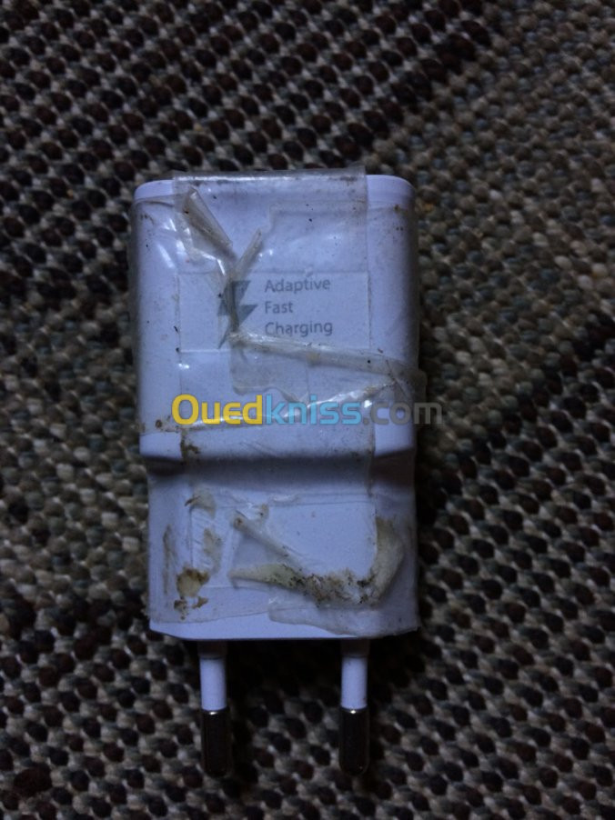 2 Chargeur original Samsung et Condor