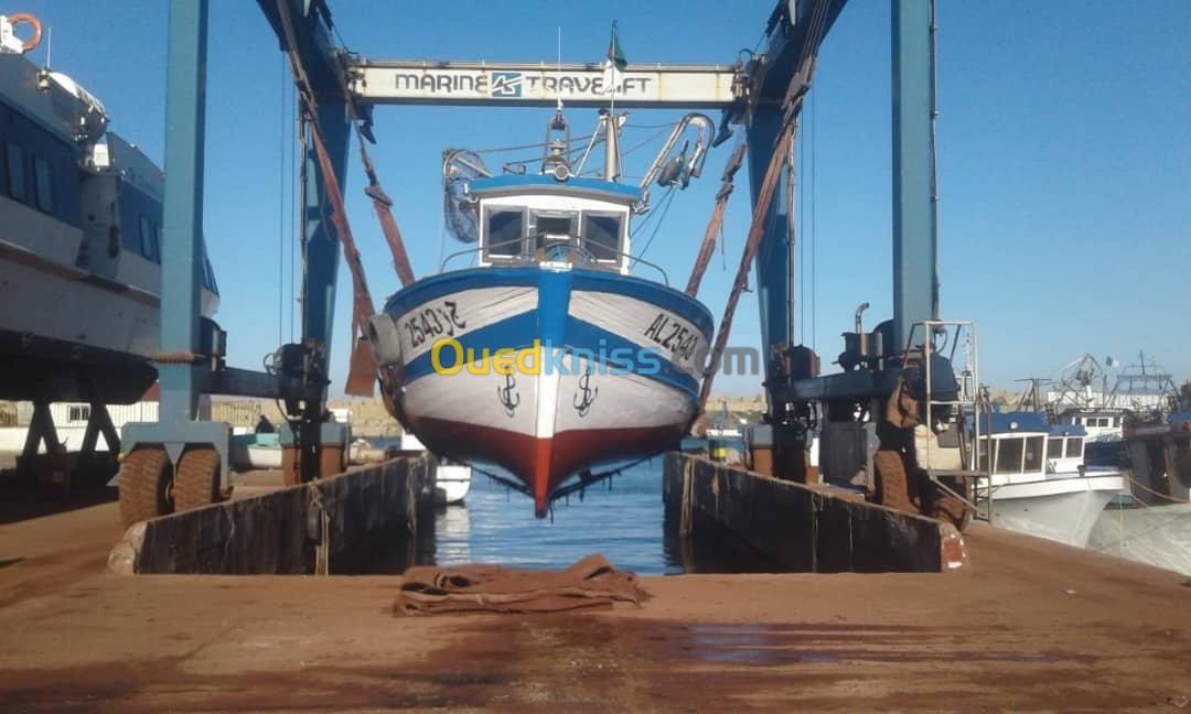 Bateau de pêche Sardinier en bois