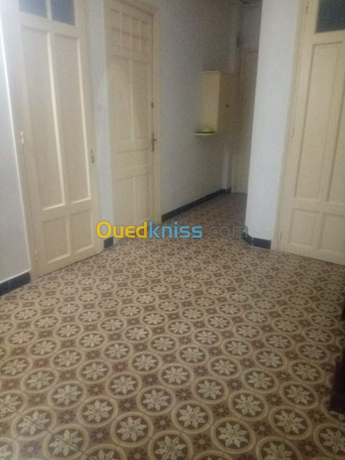 Location Appartement F5 Alger Alger centre