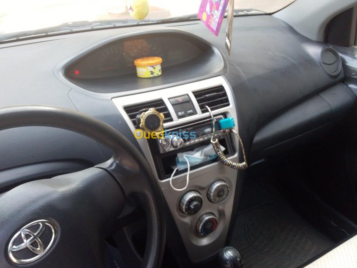 Toyota Yaris 2009 