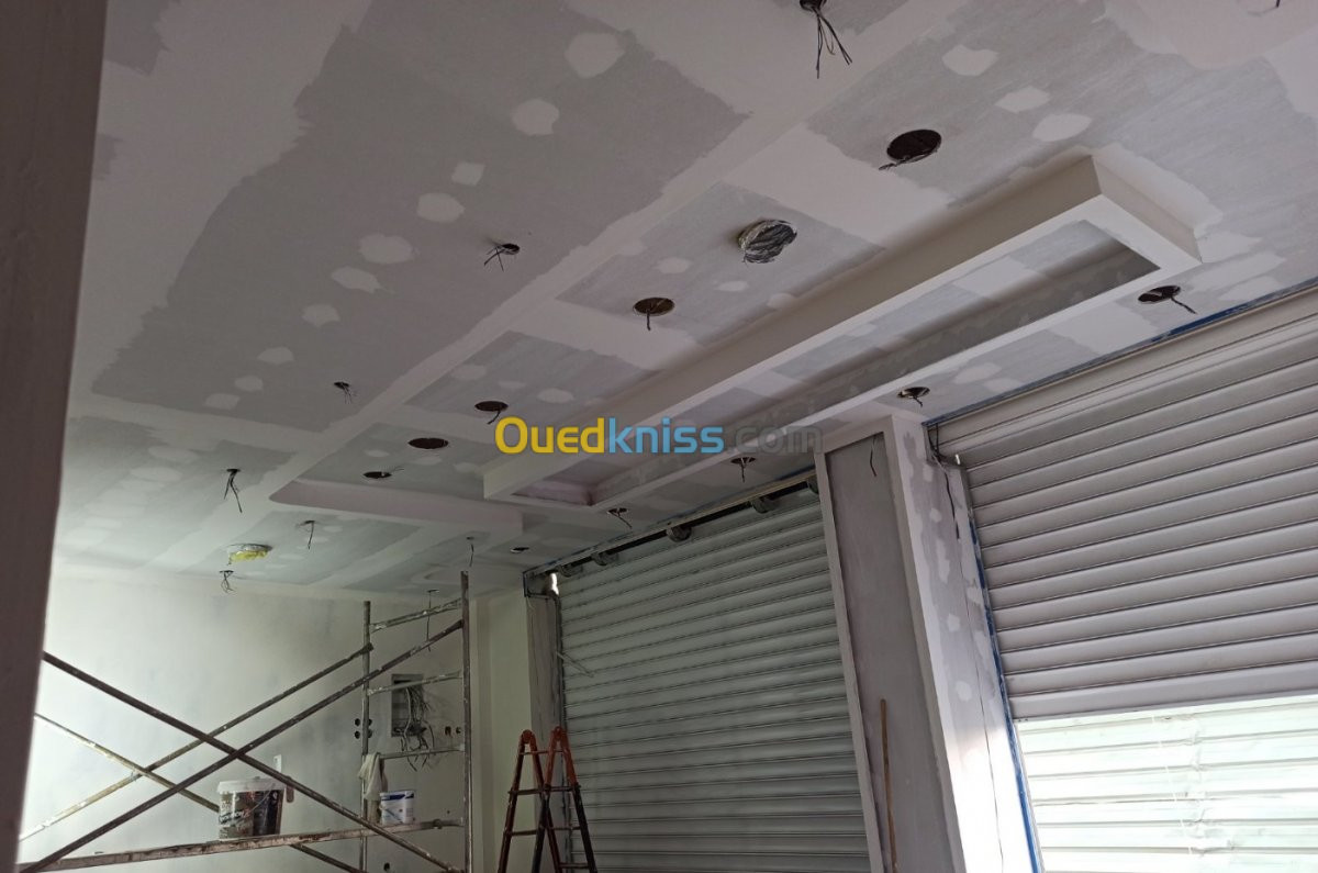 Faux plafond en placoplatre