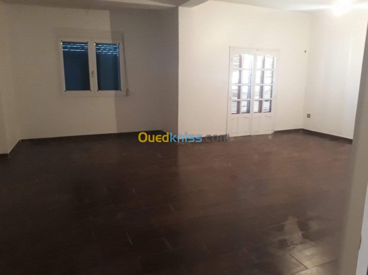 Vente Appartement F4 Annaba Annaba