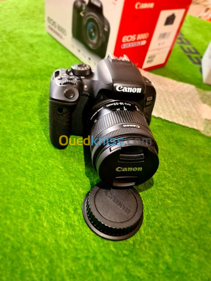 Canon 800D 