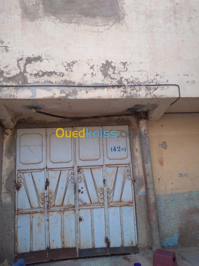 Vente Appartement F9 Bechar Bechar