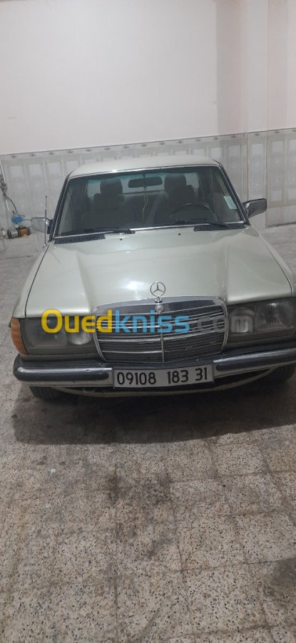 Mercedes Benz Classe C 1983 300