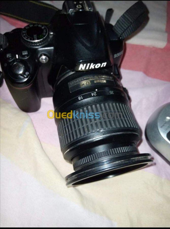 NIKON D3000