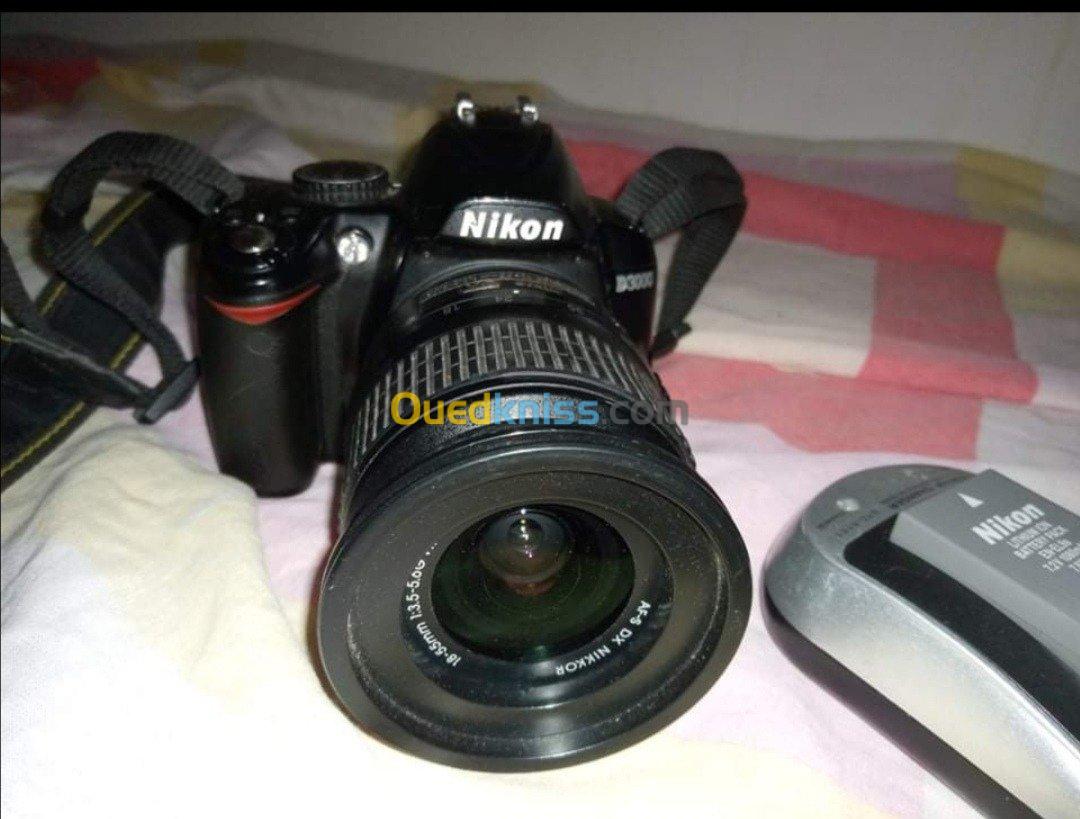 NIKON D3000