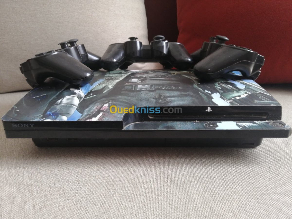 PlayStation 3 slim 