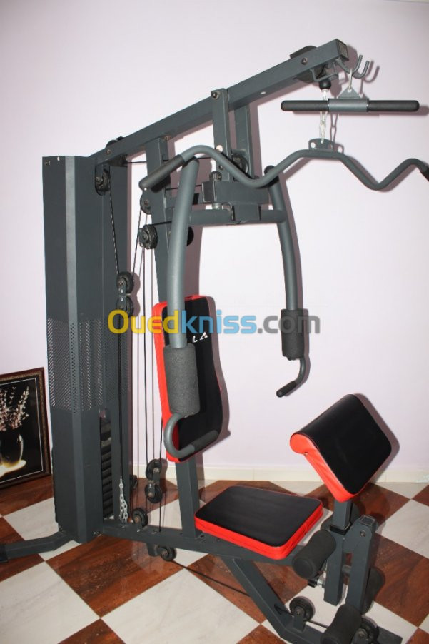  Press de musculation (Tilla) 