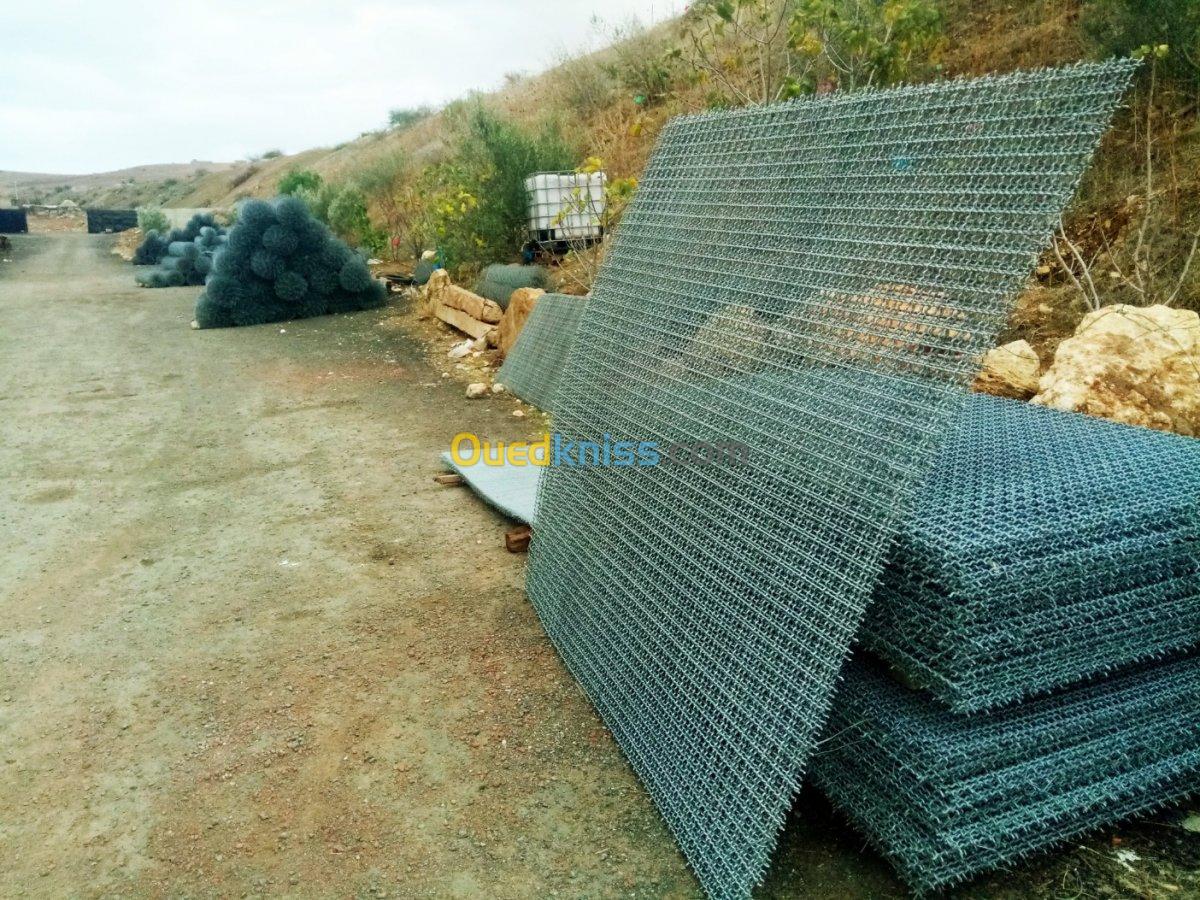   Fabrication  de grillage  .Gabion. 