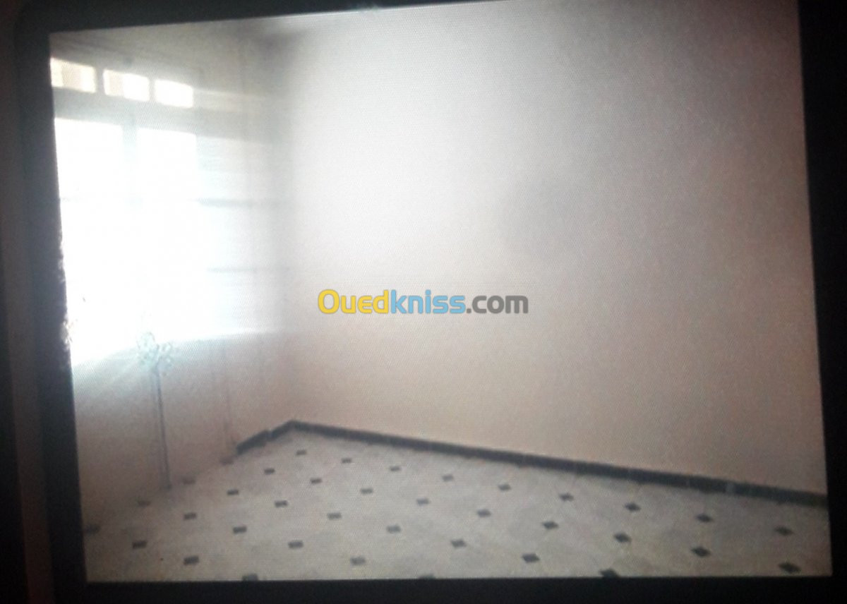 Location Appartement F3 Bouira Bouira