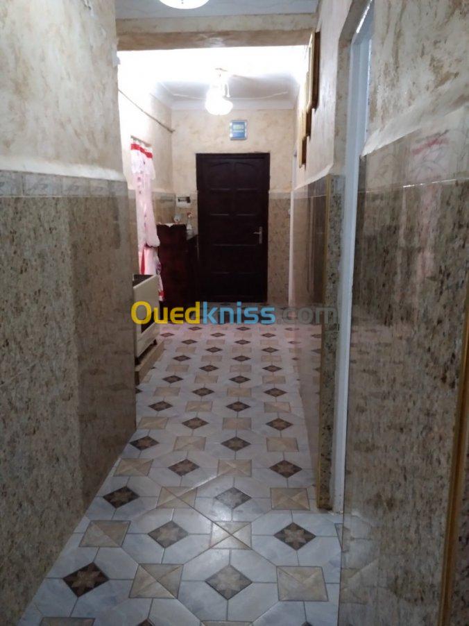 Vente Appartement F4 Ain defla Khemis miliana