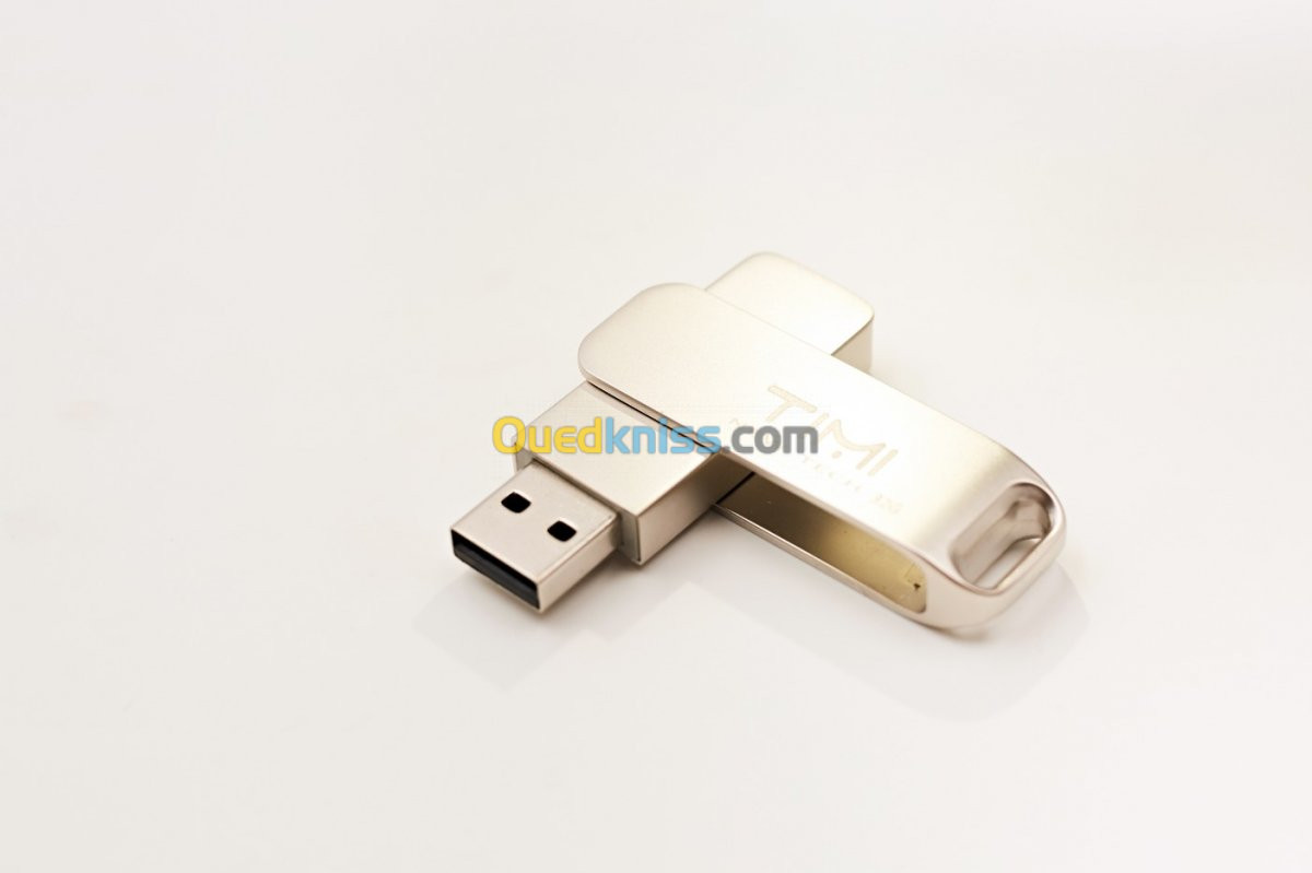 FLASH DRIVE