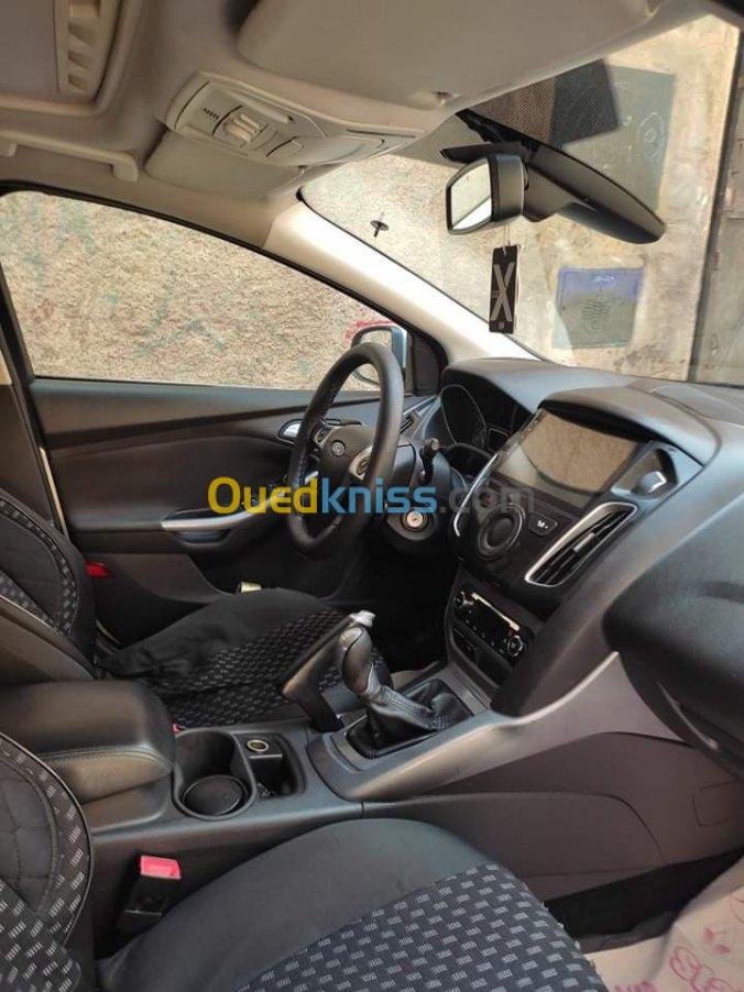 Ford Focus 5 portes 2013 Titanium 