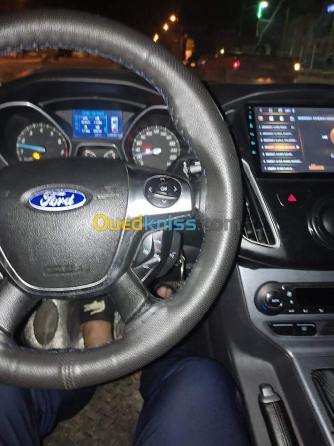 Ford Focus 5 portes 2013 Titanium 