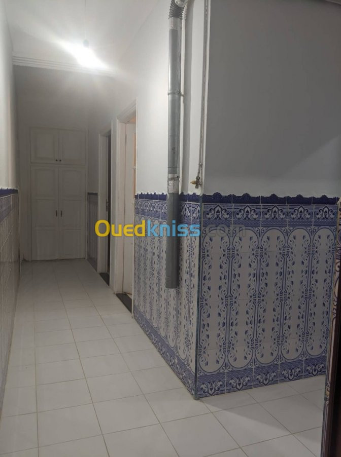 Location Appartement F3 Alger Ain benian