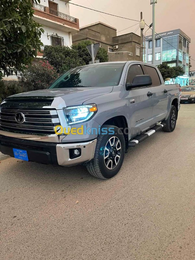 Toyota Tundra 2021 