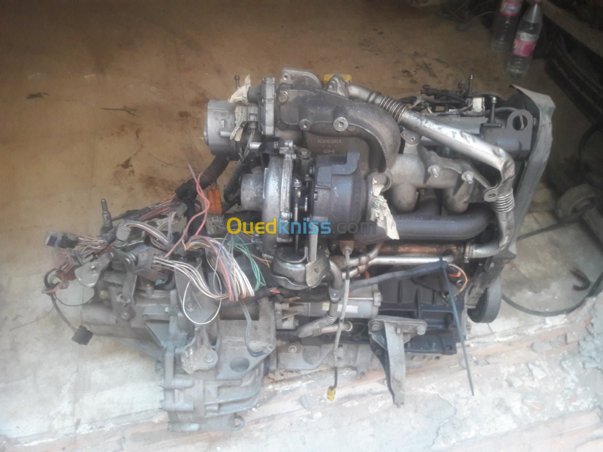 Moteur 1,9 dci 130chv