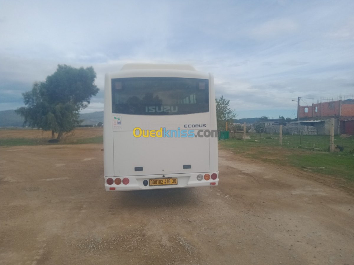 Isuzu eco bus