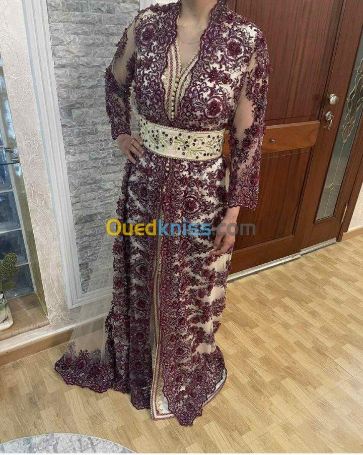 A vendre Caftan et karakou